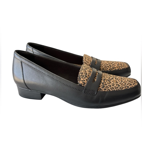 Clarks Collection Slip-On Penny Loafers Juliet Coast Black Leopard Shoe Size 9 - Picture 2 of 11